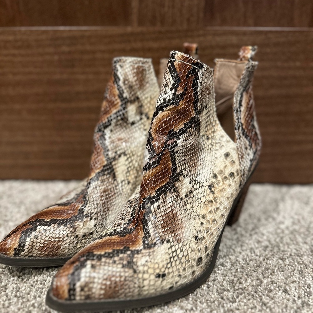 Very Volatile Brown and Black Ankle Boots